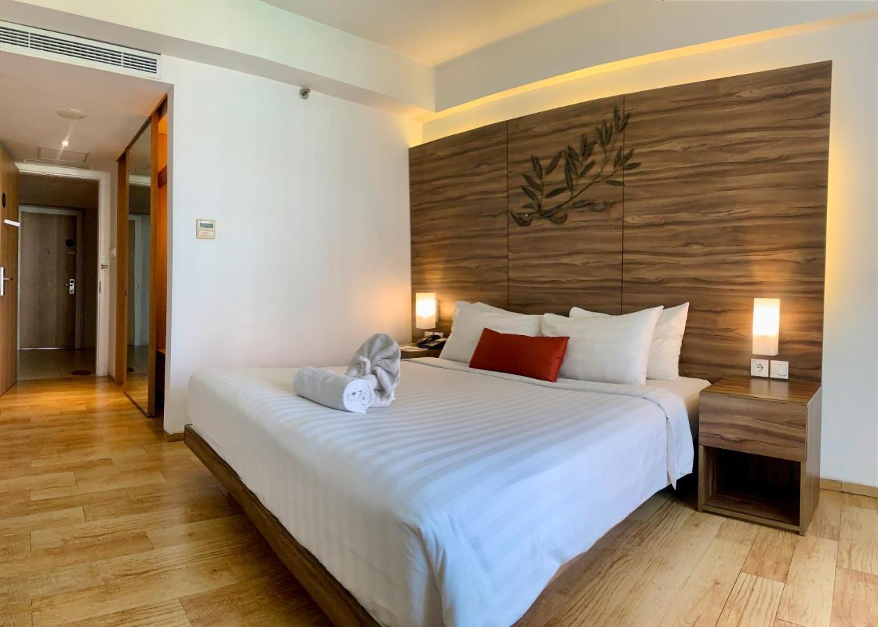 Grand Zuri Kuta Bali Hotel Buitenkant foto