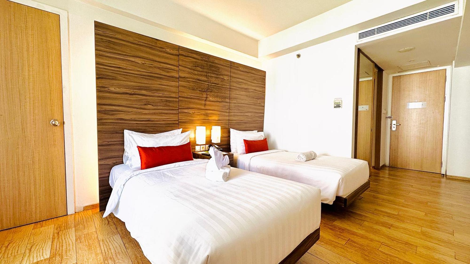 Grand Zuri Kuta Bali Hotel Buitenkant foto