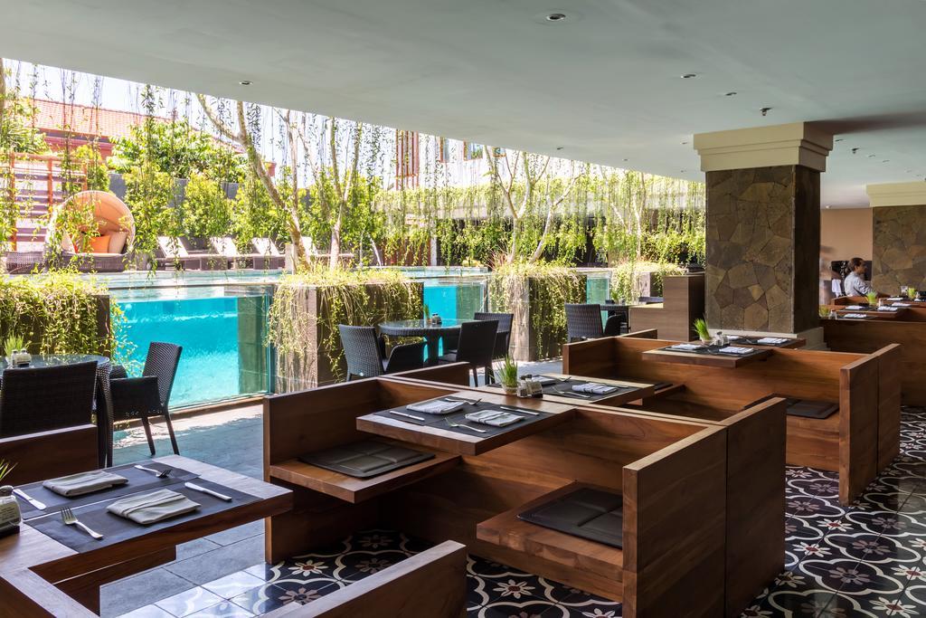 Grand Zuri Kuta Bali Hotel Buitenkant foto